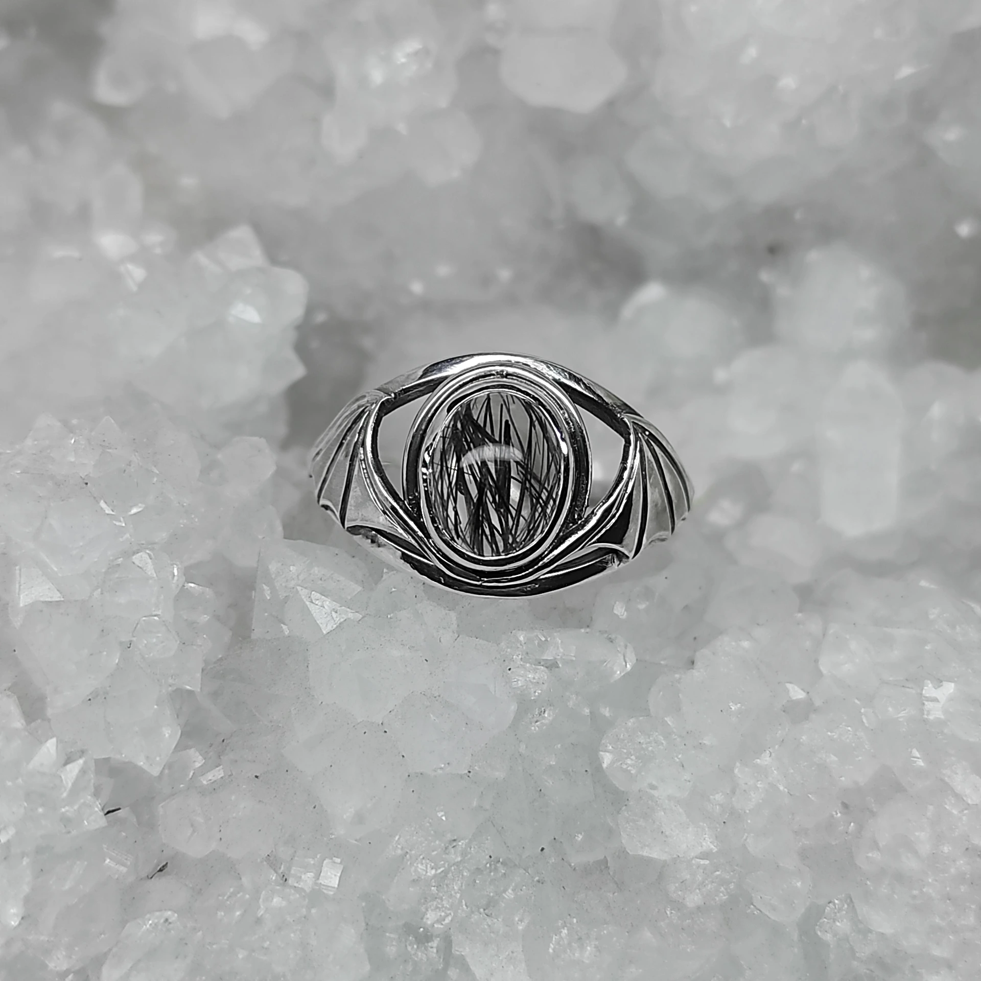 Bague quartz a inclusion de tourmaline noir