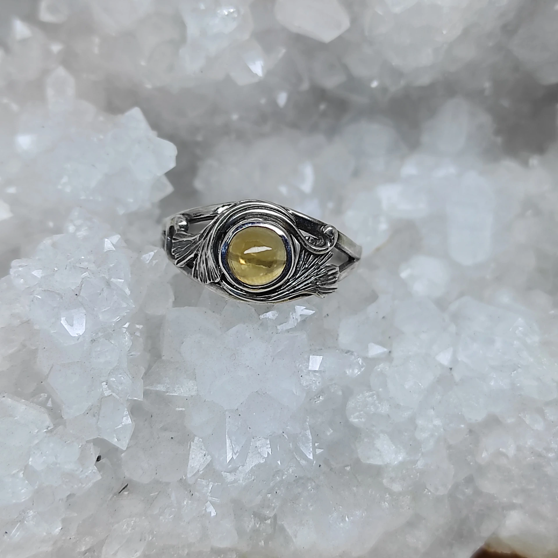 Bague citrine et feuille de gingko