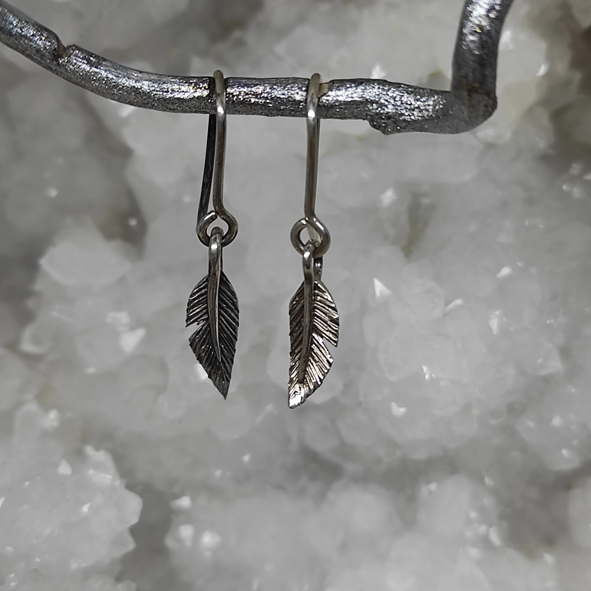 Boucles d' oreilles mini plume