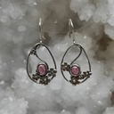 Boucle d' oreilles asymétriques fleurs et tourmaline